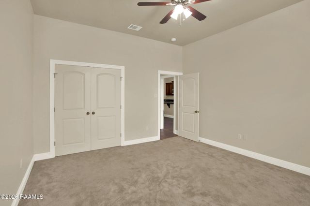 113 Arrowwood Road, Youngsville, LA 70592
