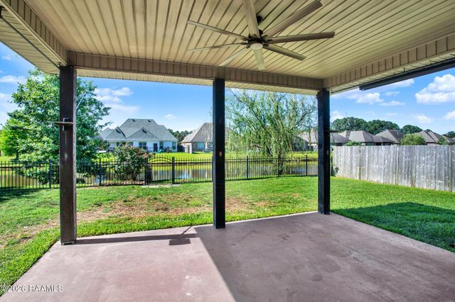 113 Arrowwood Road, Youngsville, LA 70592