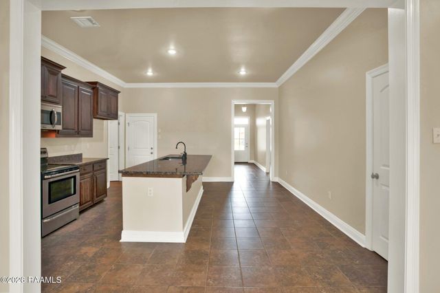 113 Arrowwood Road, Youngsville, LA 70592