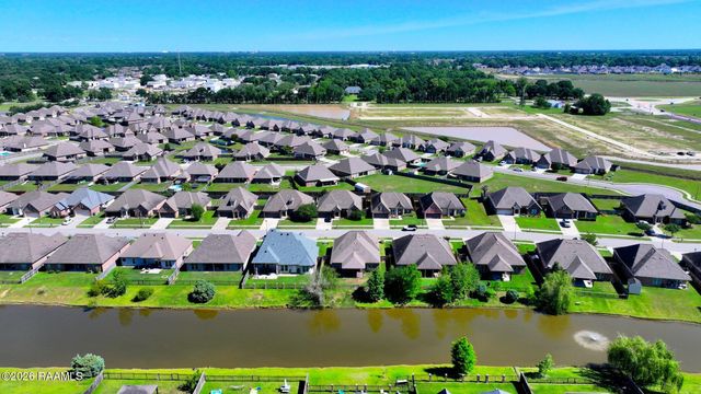113 Arrowwood Road, Youngsville, LA 70592