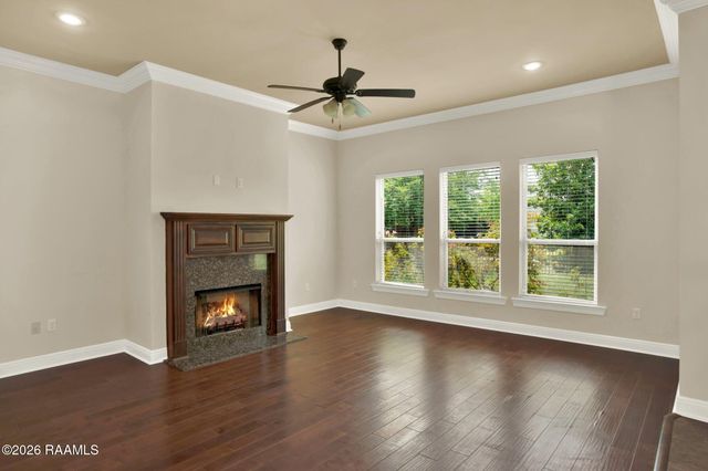 113 Arrowwood Road, Youngsville, LA 70592