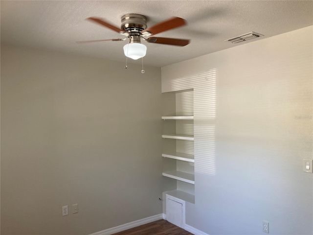 2028 29TH AVENUE N, St Petersburg, FL 33713