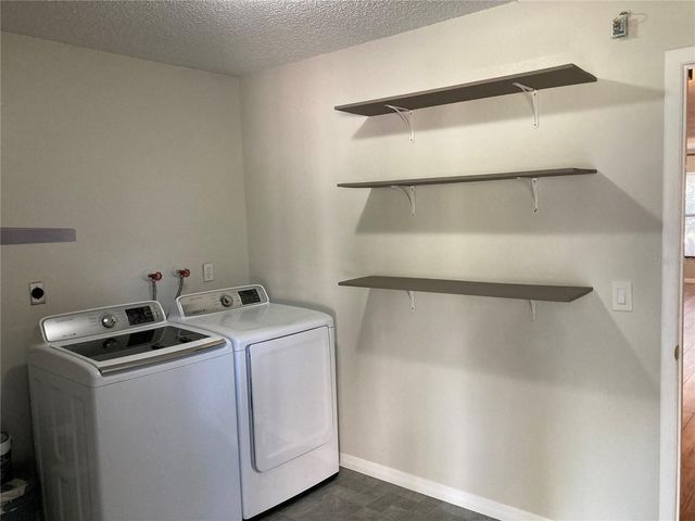 2028 29TH AVENUE N, St Petersburg, FL 33713