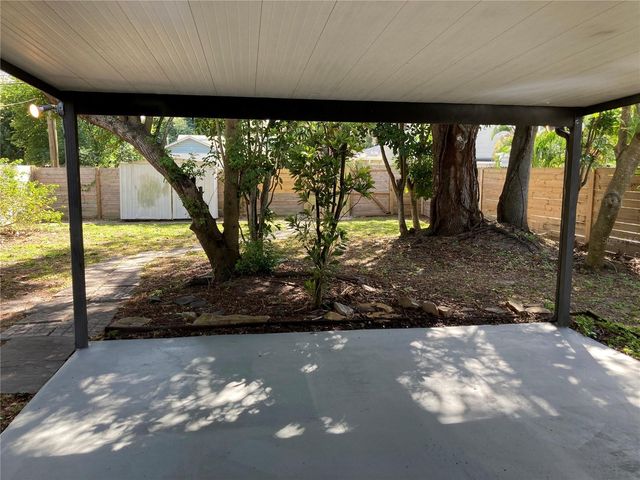 2028 29TH AVENUE N, St Petersburg, FL 33713