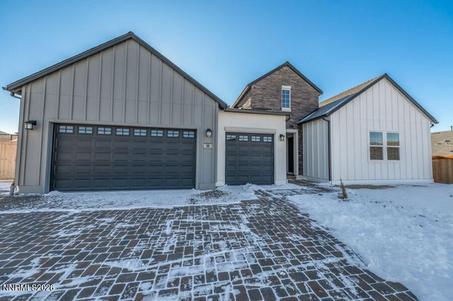 520 Hutchinson Drive Willows 98, Sparks, NV 89441