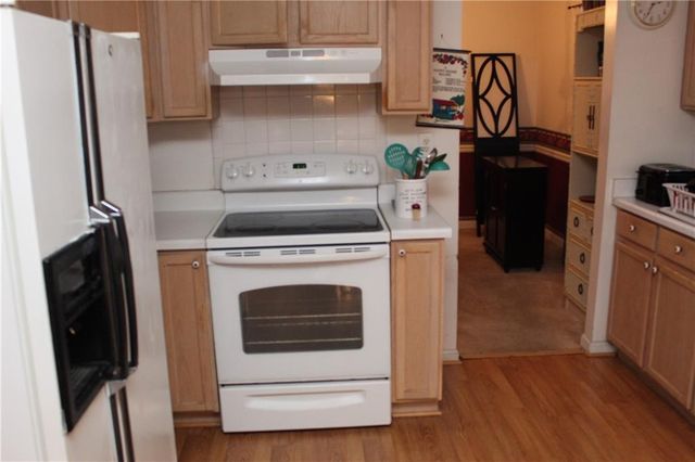 829 Carlingford Place, Lithonia, GA 30058