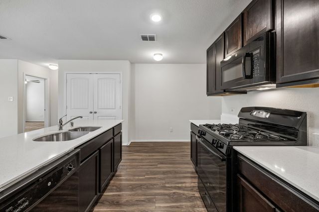 5653 Mcclelland Street, Forney, TX 75126