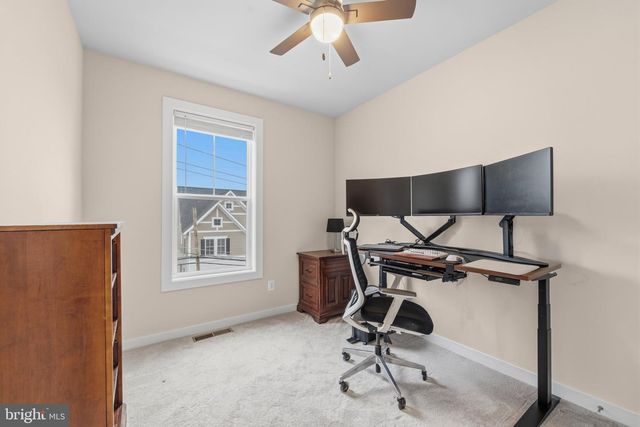43733 HAY RD, Ashburn, VA 20147