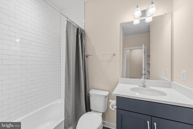 43733 HAY RD, Ashburn, VA 20147