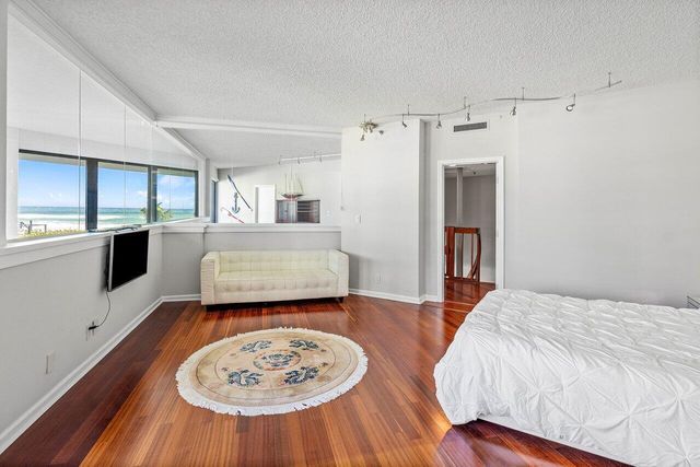 3120 S Ocean Boulevard 1-101, Palm Beach, FL 33480