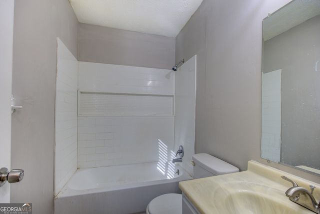 860 Forest Path, Stone Mountain, GA 30088