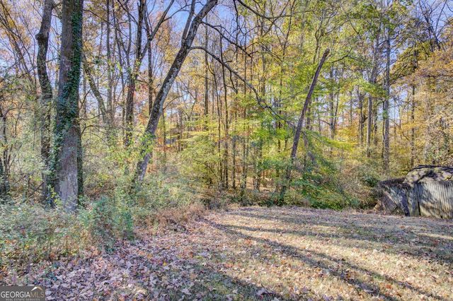 860 Forest Path, Stone Mountain, GA 30088