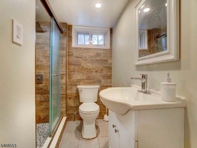 120 Louis St, Hackensack City, NJ 07601