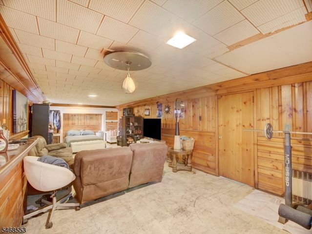 120 Louis St, Hackensack City, NJ 07601