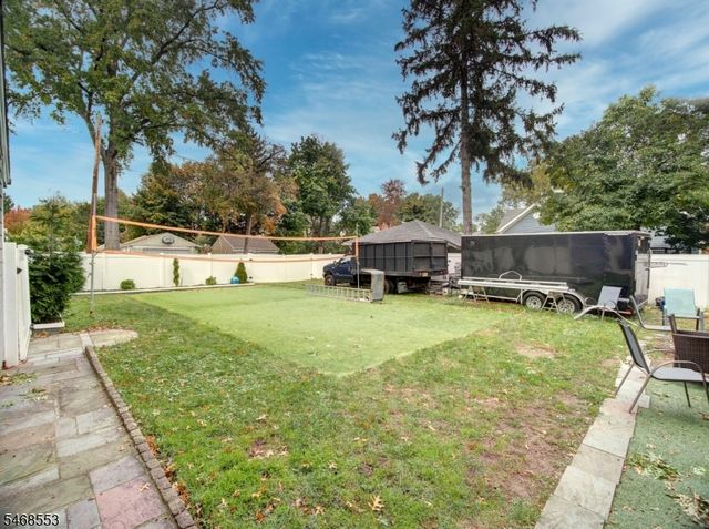 120 Louis St, Hackensack City, NJ 07601