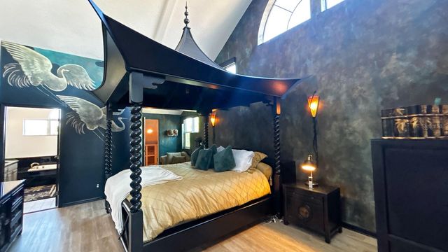 1635 ROYAL PALM DRIVE S A, Gulfport, FL 33707