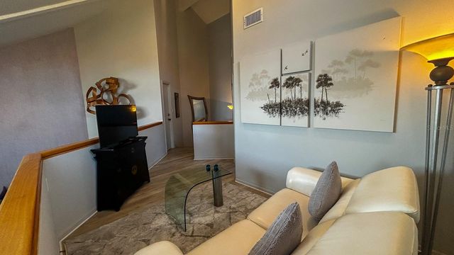 1635 ROYAL PALM DRIVE S A, Gulfport, FL 33707