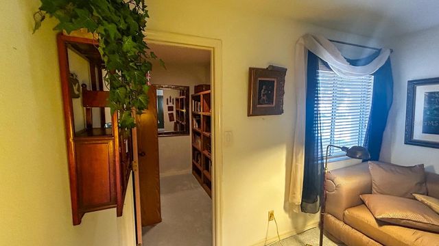 1635 ROYAL PALM DRIVE S A, Gulfport, FL 33707