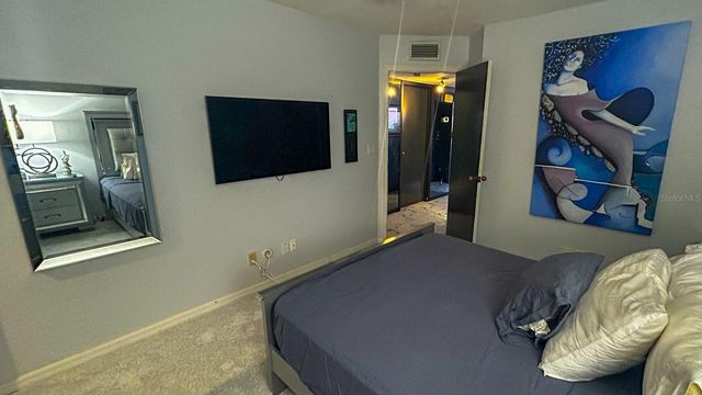 1635 ROYAL PALM DRIVE S A, Gulfport, FL 33707