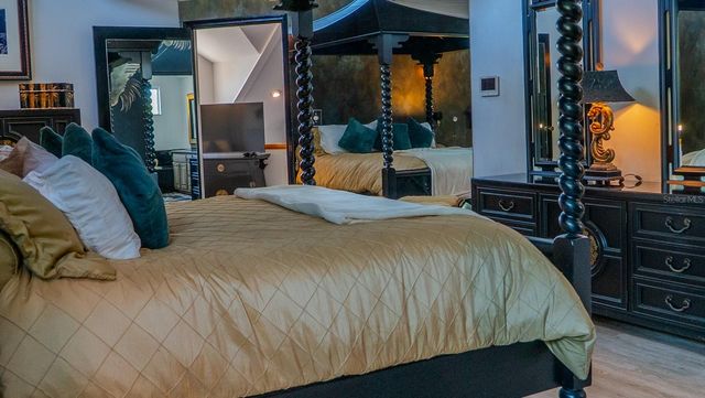 1635 ROYAL PALM DRIVE S A, Gulfport, FL 33707