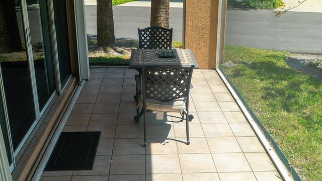 1635 ROYAL PALM DRIVE S A, Gulfport, FL 33707