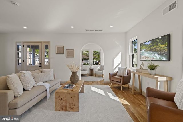 20 E OAKLAND AVE, Haddon Township, NJ 08107