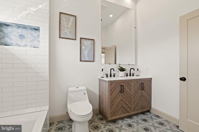 20 E OAKLAND AVE, Haddon Township, NJ 08107