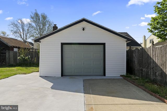 20 E OAKLAND AVE, Haddon Township, NJ 08107