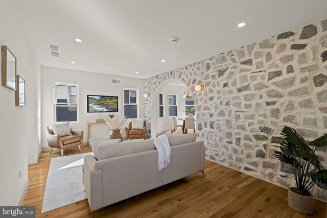 20 E OAKLAND AVE, Haddon Township, NJ 08107