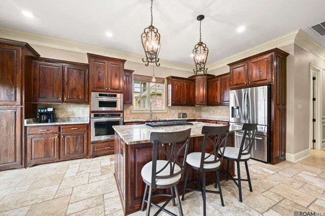 1624 Gleneagles Bend, Zachary, LA 70791