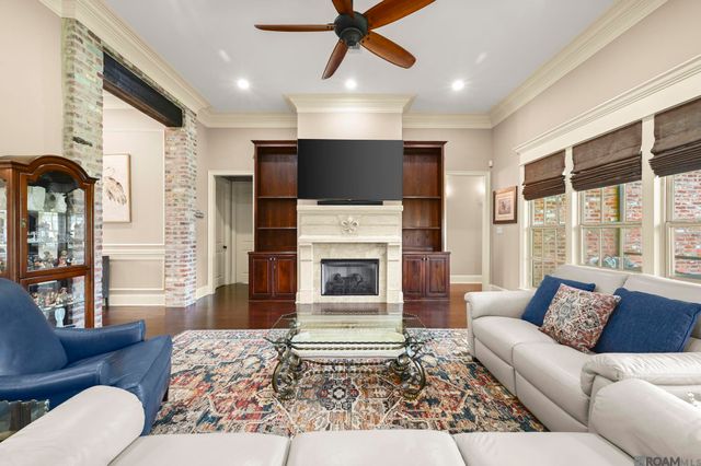 1624 Gleneagles Bend, Zachary, LA 70791