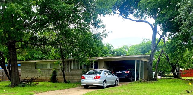 4908 Virgil Street, Fort Worth, TX 76119