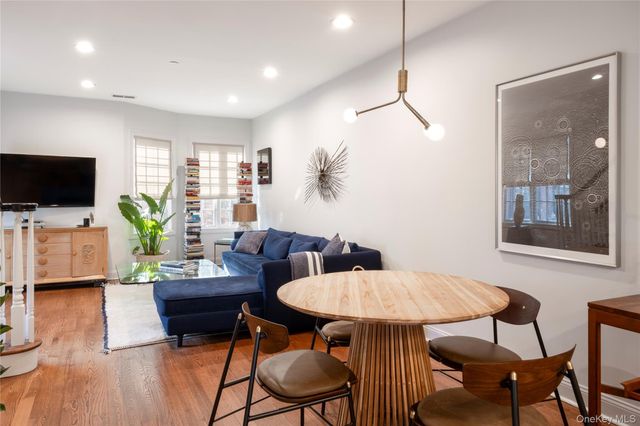 39 1st Street, Pelham, NY 10803