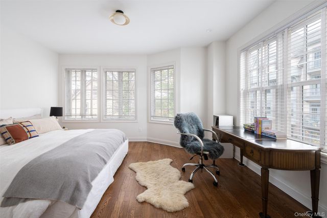 39 1st Street, Pelham, NY 10803