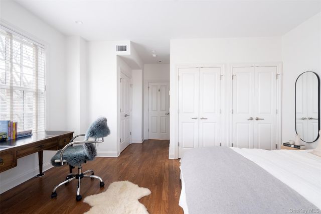 39 1st Street, Pelham, NY 10803