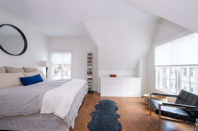 39 1st Street, Pelham, NY 10803