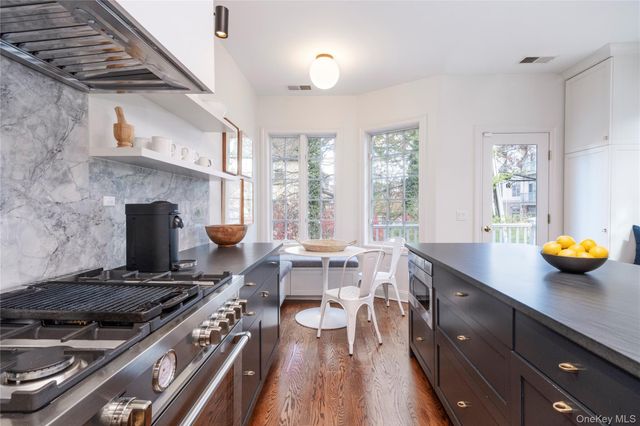 39 1st Street, Pelham, NY 10803