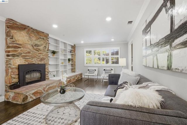 1723 Germaine Ct, Hayward, CA 94541