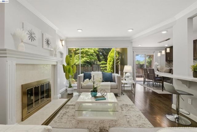 1723 Germaine Ct, Hayward, CA 94541