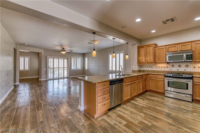 2429 Sun Grazer Street, Henderson, NV 89044