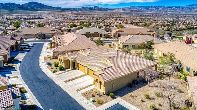 2429 Sun Grazer Street, Henderson, NV 89044