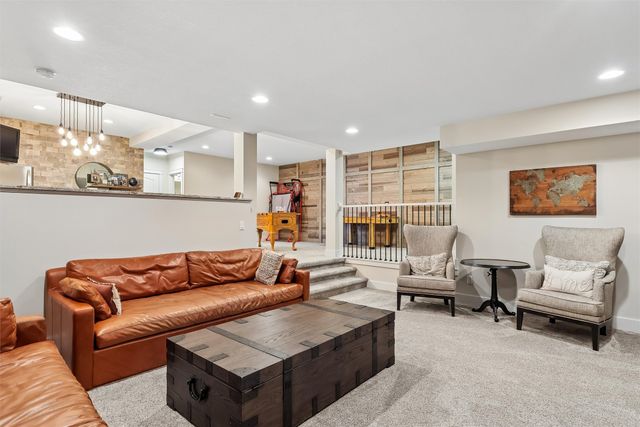 2310 SW White Birch Drive, Ankeny, IA 50023