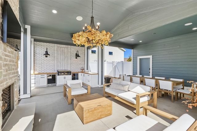 2310 SW White Birch Drive, Ankeny, IA 50023