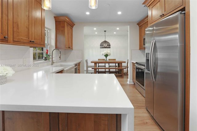 1417 Jackson St, Hollywood, FL 33020