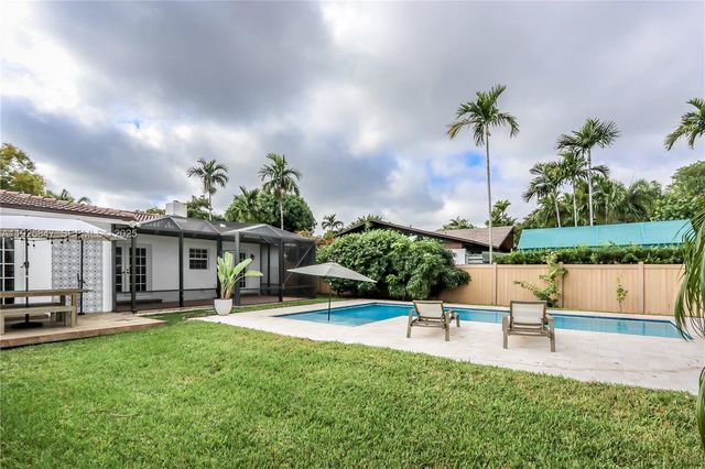 1417 Jackson St, Hollywood, FL 33020