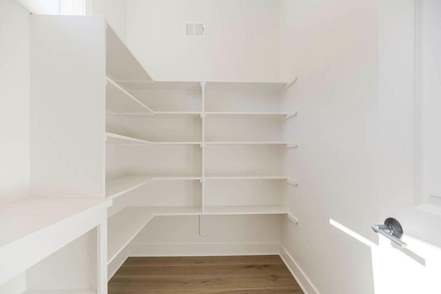 15829 BUENA VISTA Street, Overland Park, KS 66224