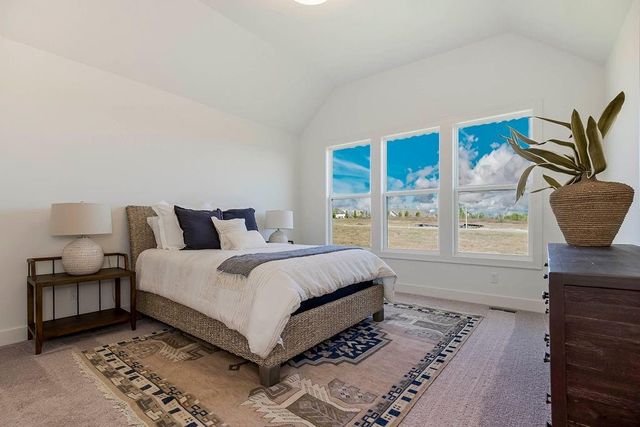 15829 BUENA VISTA Street, Overland Park, KS 66224