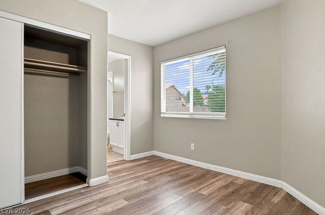 7812 SILVER MALLARD Avenue, Las Vegas, NV 89131