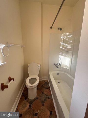 439 N 39TH ST, Philadelphia, PA 19104