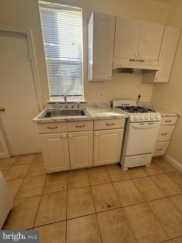 439 N 39TH ST, Philadelphia, PA 19104